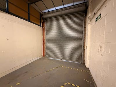11 Rosshill Industrial Park, Southend-on-Sea, Industrial To Let - WhatsApp Image 2026-05-11 at 16.11.25 (4).jpeg