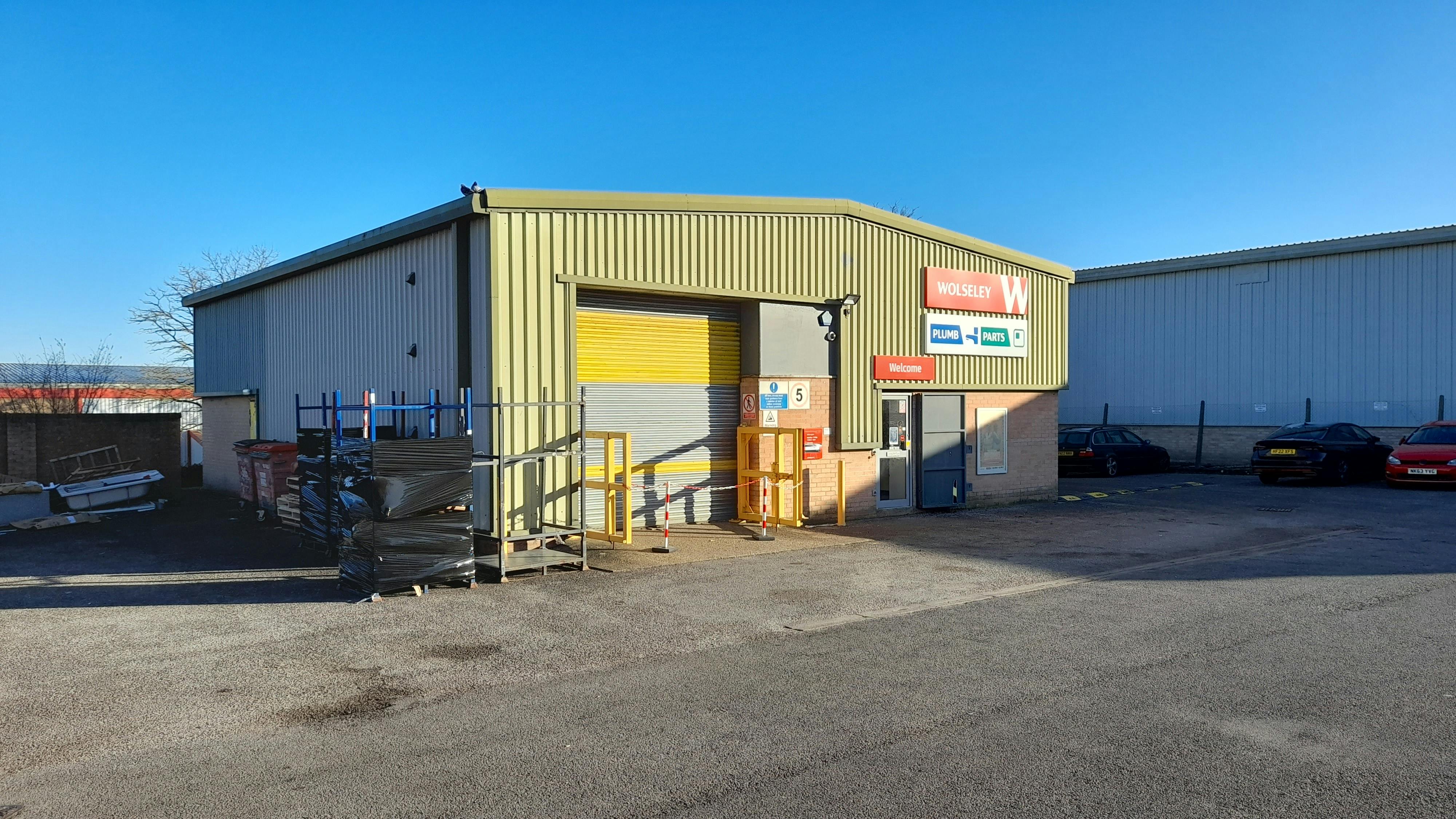 Units 1 - 4 Newton Park, Hopkinson Way, Andover, Investments / Industrial / Warehouse For Sale - 4 Newton Park.jpg