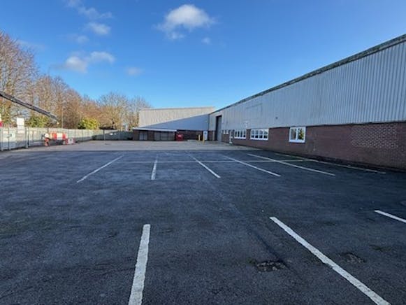 Unit D1 Grafton Way, West Ham Industrial Estate, Basingstoke, Industrial To Let - D1GPicture16 - 19 12 2025.jpg