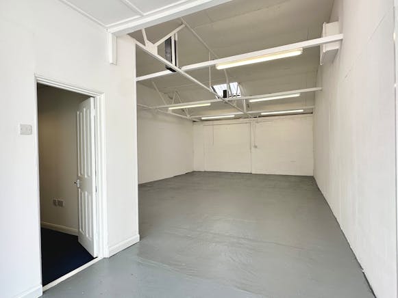 Unit 16E, Mimram Road, Hertford, Industrial To Let - IMG_0111.JPG