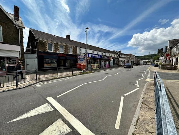 55 High Street, Swansea, Retail To Let - image-1-1024x1024.jpg