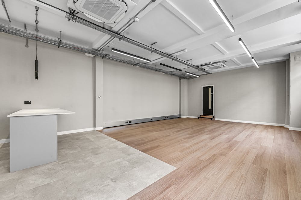 22 - 23 Brownlow Mews, London, Office To Let - OLPILBrownlowMews28.JPG