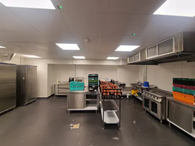 Tower Hamlets Town Hall, London, E Class restaurant (with extract) / Restaurant / Cafe / Retail To Let - d90b2248-173a-4bda-a27d-728be2ab470d.jpg