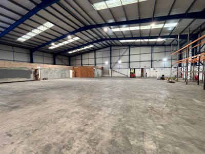 Unit 17.1, Brynmenyn Industrial Estate, Bridgend, Industrial To Let - 17B Brynmenyn 00.jpg