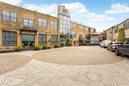 Studio 3, The Courtyard, Willesden, D1 (Non Residential Institutions) / D2 (Assembly and Leisure) / Leisure / Office To Let - Ph13_2968573_edited_low.jpg