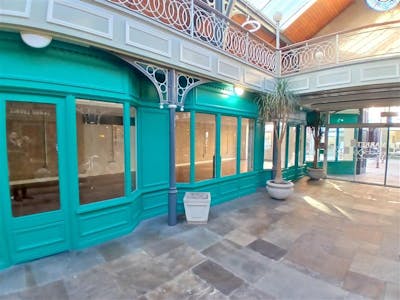 Units 5 - 7, The Buttermarket, Newark, Retail To Let - 330377ff-4ac2-48d3-8e63-4a1dbe147b62.jpg