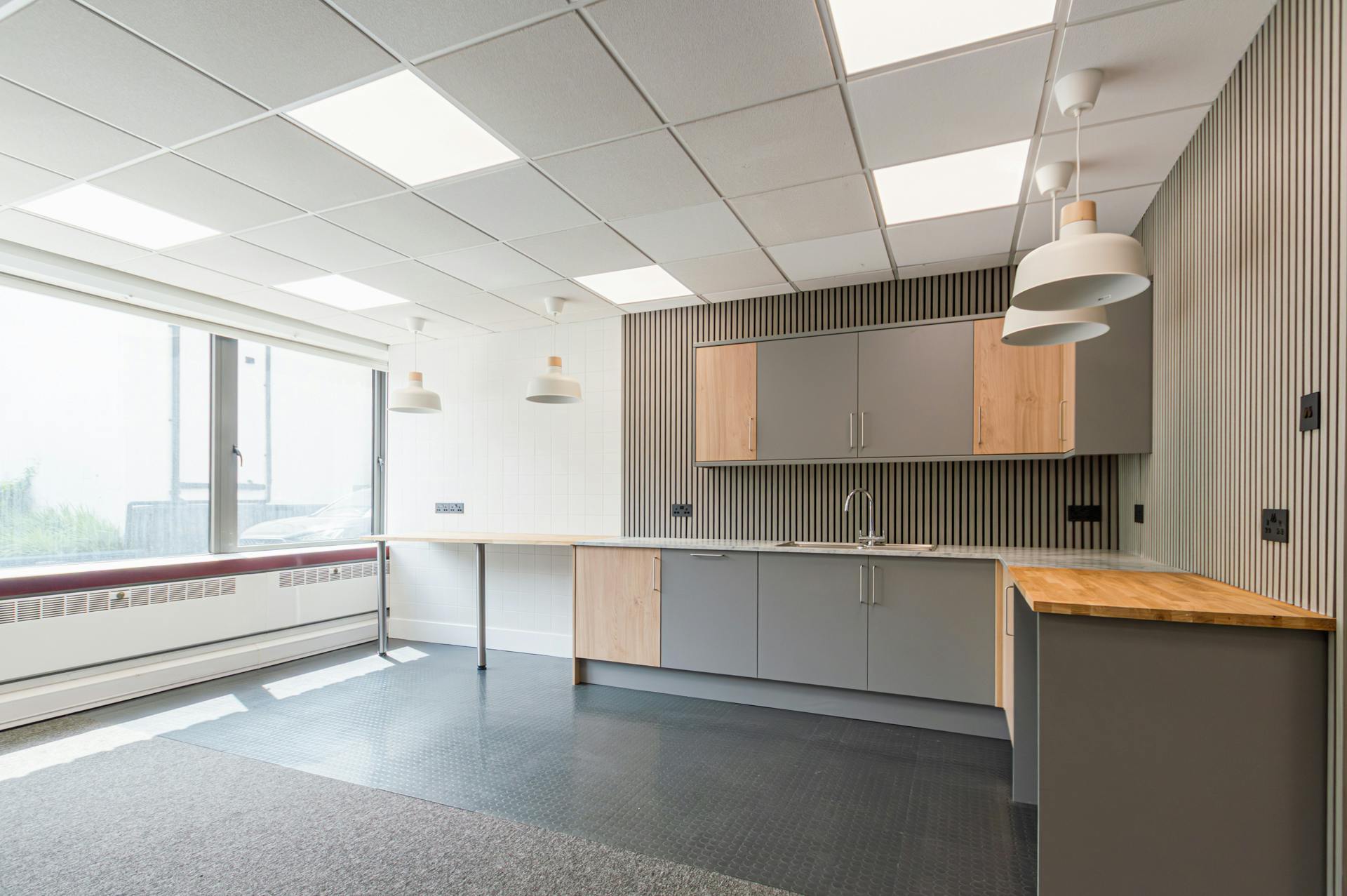 Office in Bournemouth - photo 4