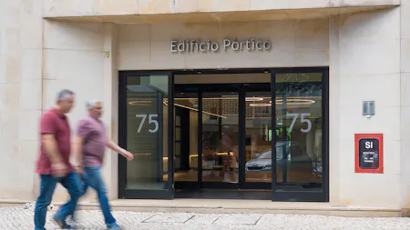 Pórtico, Av. Columbano Bordalo Pinheiro 75, Lisboa, Office To Let - Fachada_005.jpg