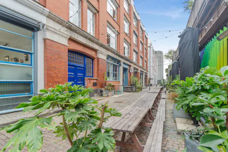 9 Holyrood Street, London, Office To Let - 8660235-exterior06.jpg