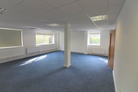 Part Ground Floor, 1102 Bristol Road South, Birmingham, Office To Let - SISX5305.JPG