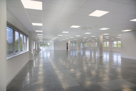 Aero 40, Southwood Business Park, Farnborough, Industrial/Logistics / Industrial / Warehouse To Let - AWP_0247.jpg