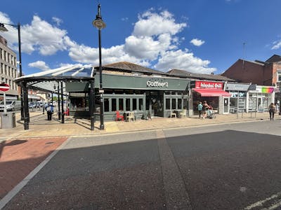 38 Market Street, Eastleigh, Cafe (A1) / Investment For Sale - IMG_7754.JPEG