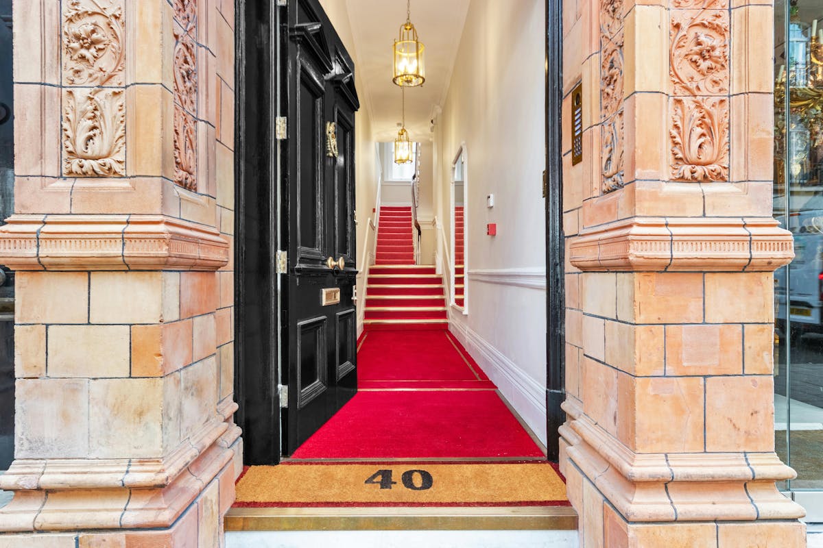 6b078358494ad630a8cc093d4f64fb40 7