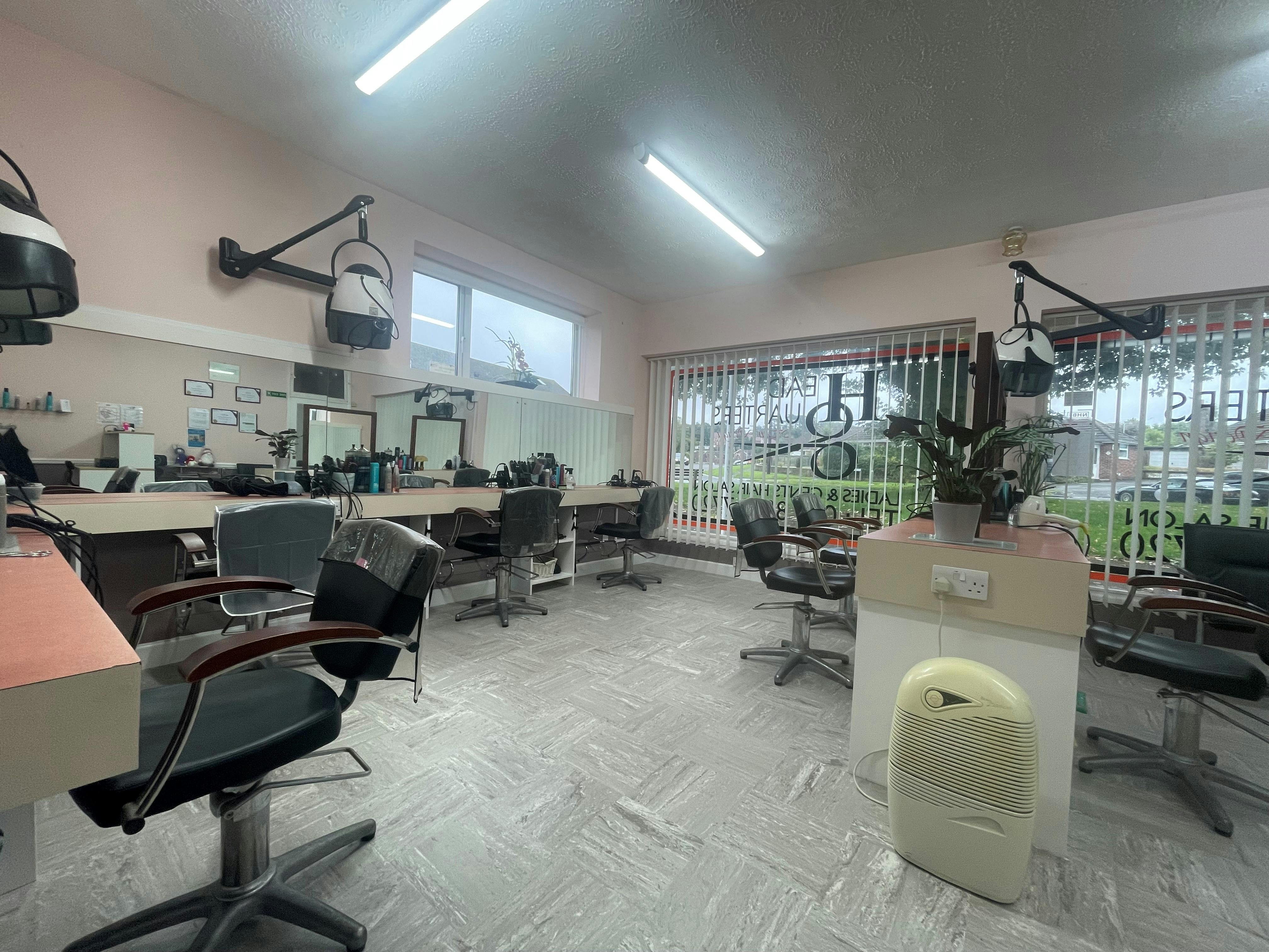 Retail/Shop in Southampton - photo 2