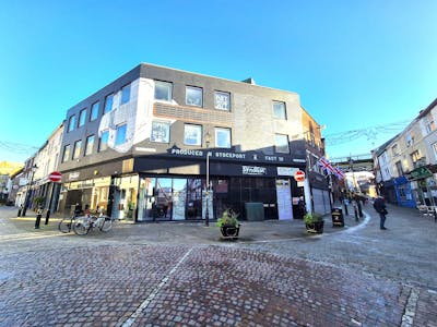 35 Great Underbank, Stockport, Retail To Let - 20241126_113900.jpg