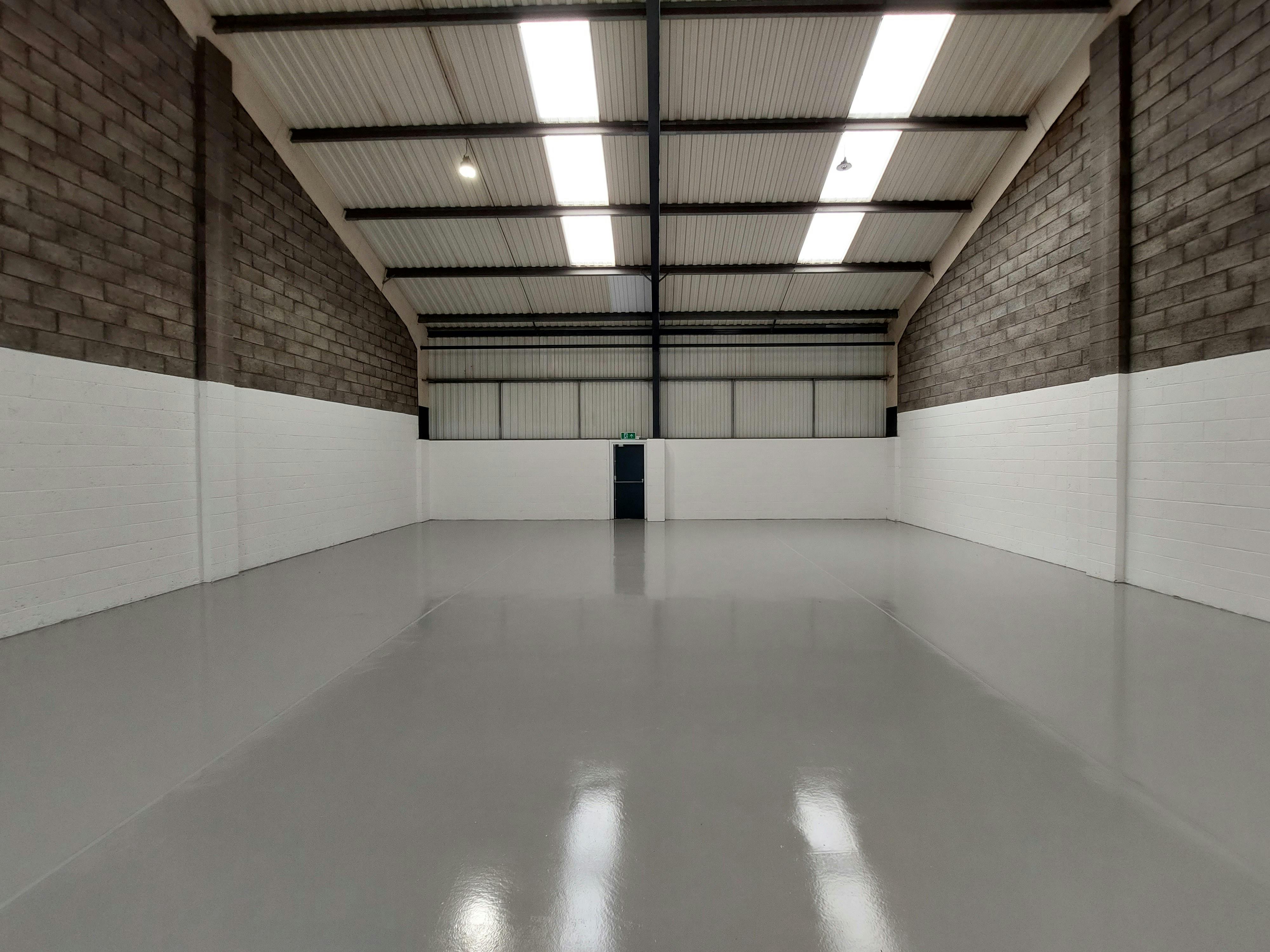 Industrial Unit in Tipton - photo 2