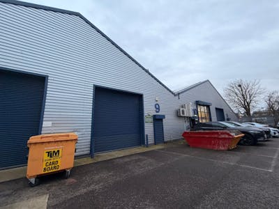 Unit 9, 55 Progress Road, Leigh-On-Sea, Industrial To Let - IMG20251209WA0052.jpg