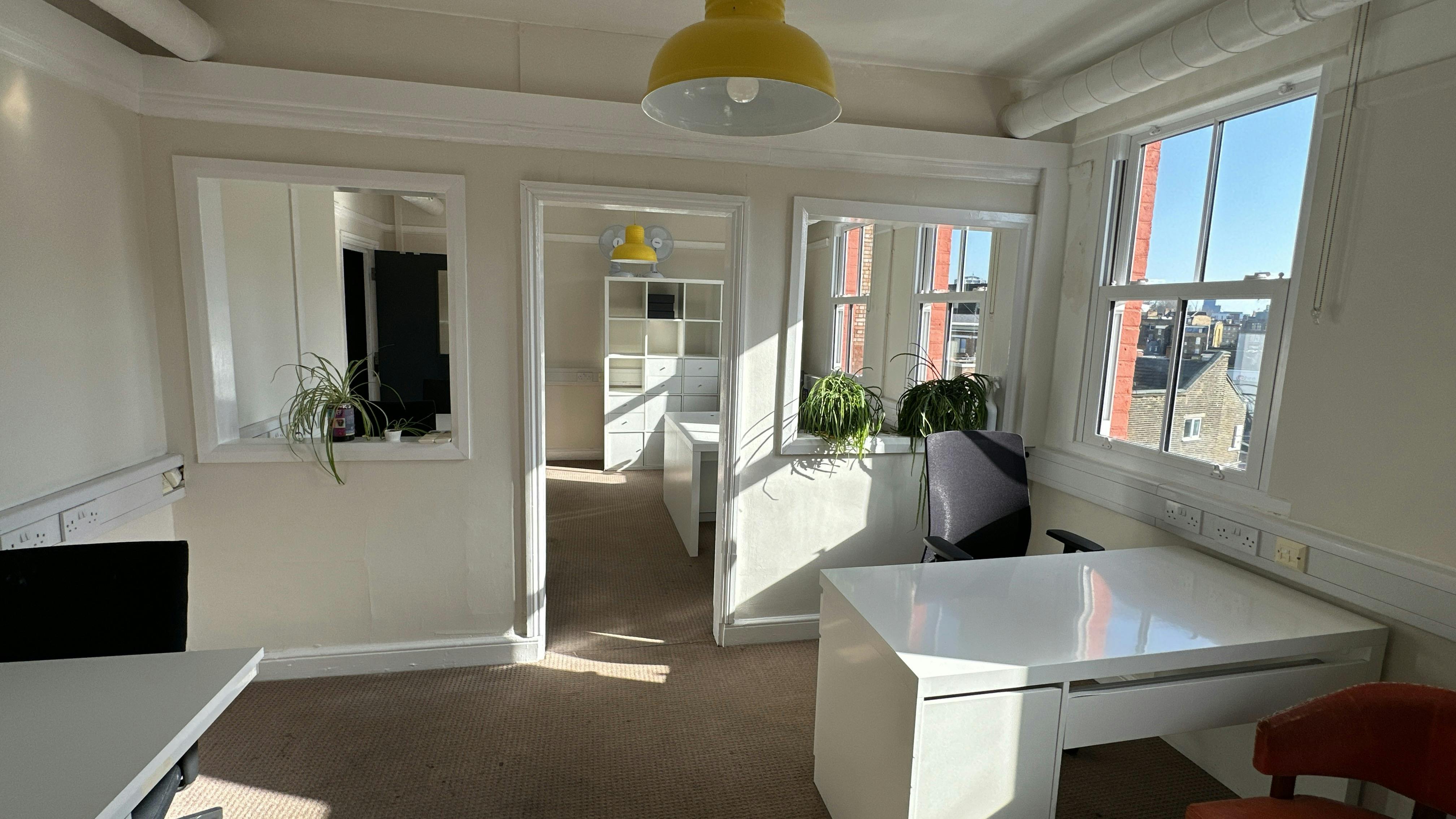 257-259  Pentonville Road, London, Offices To Let - 257-259 Pentonville Road, London N1 9NL - internal 3.jpg