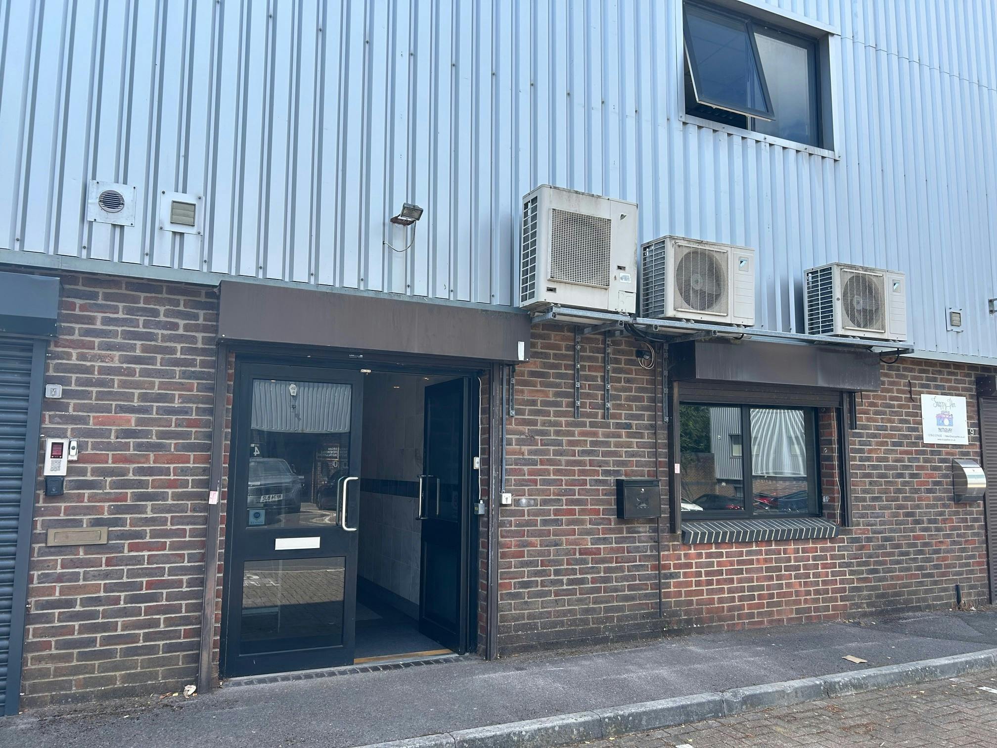 Unit 10 Blackbushe Business Park, Aragon Road, Yateley, Offices To Let - 17.jpg