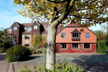 Hones Yard, Farnham, Offices / Serviced Offices To Let -