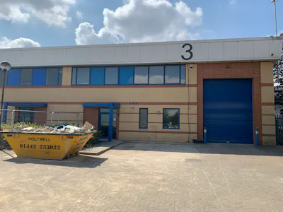 Unit 3, Hemel Hempstead, Industrial / Light Industrial / Trade Counter / Warehouse Lease Assignment - IMG_0323.jpeg