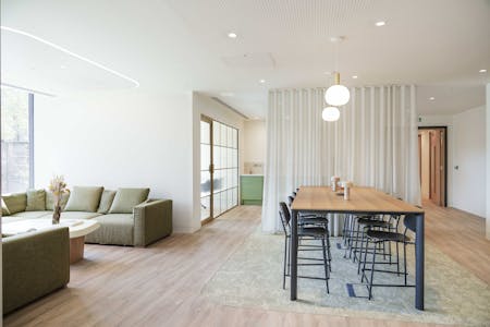 23 Hewett Street, London, Office To Let - DSC06709.jpg