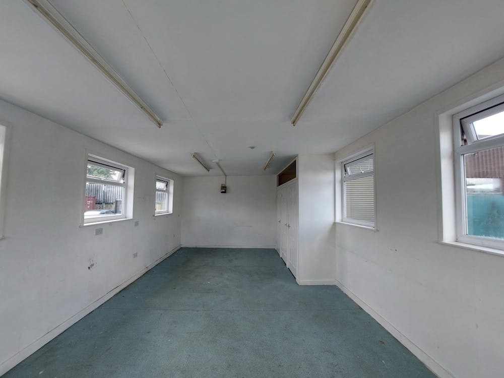 Unit 5, Quantum Business Park, Infield Lane - Image 4