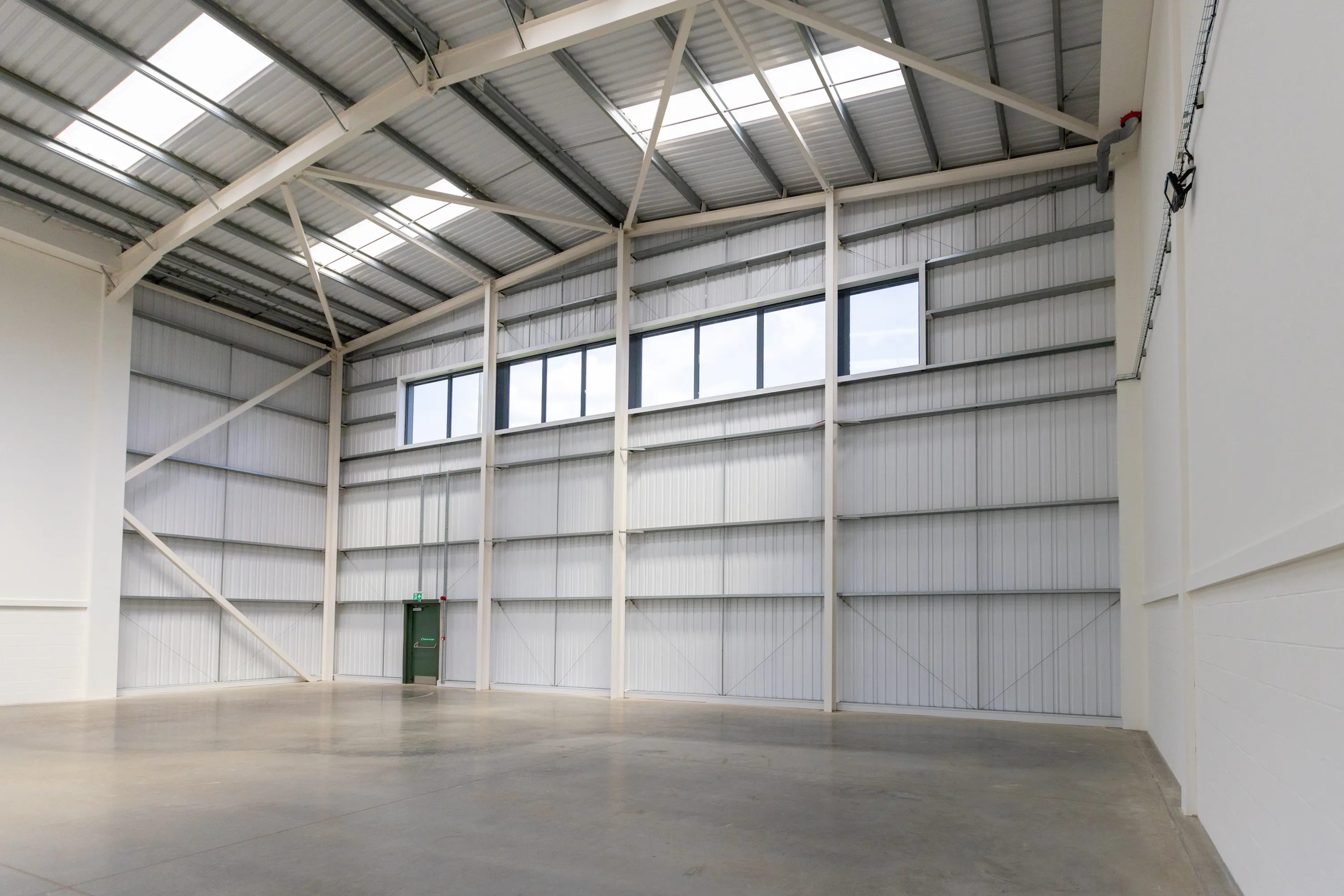 Unit 18 T45, Aire Valley Road, Leeds, West Yorkshire, LS9 0AA