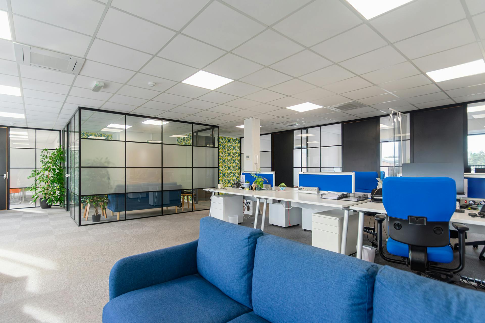 Office in Wimborne - photo 2