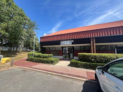 37 Hornsby Square, Basildon, Industrial To Let - IMG20250710WA0017.jpg