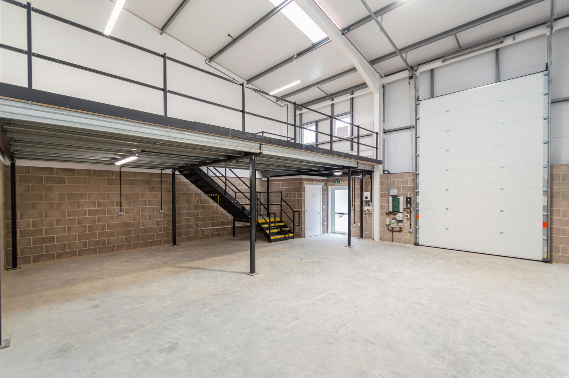 Retail/Shop in Poole - photo 3