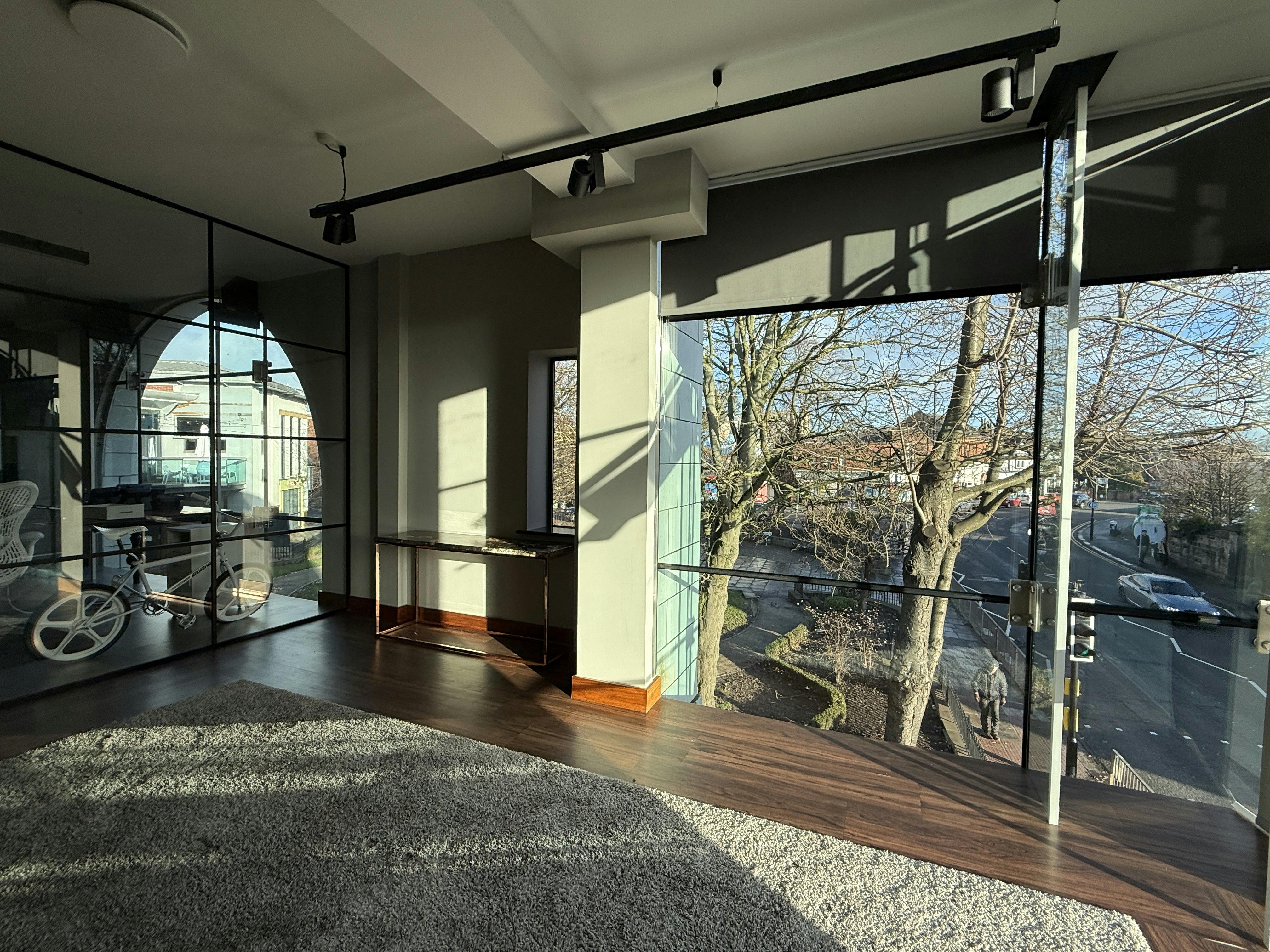 38 North Lane, Leeds, Office To Let - IMG_2168.JPG