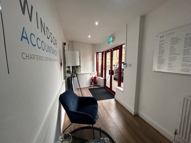 St. Stephens House, Windsor, Office To Let - Meet and Greet.jpg