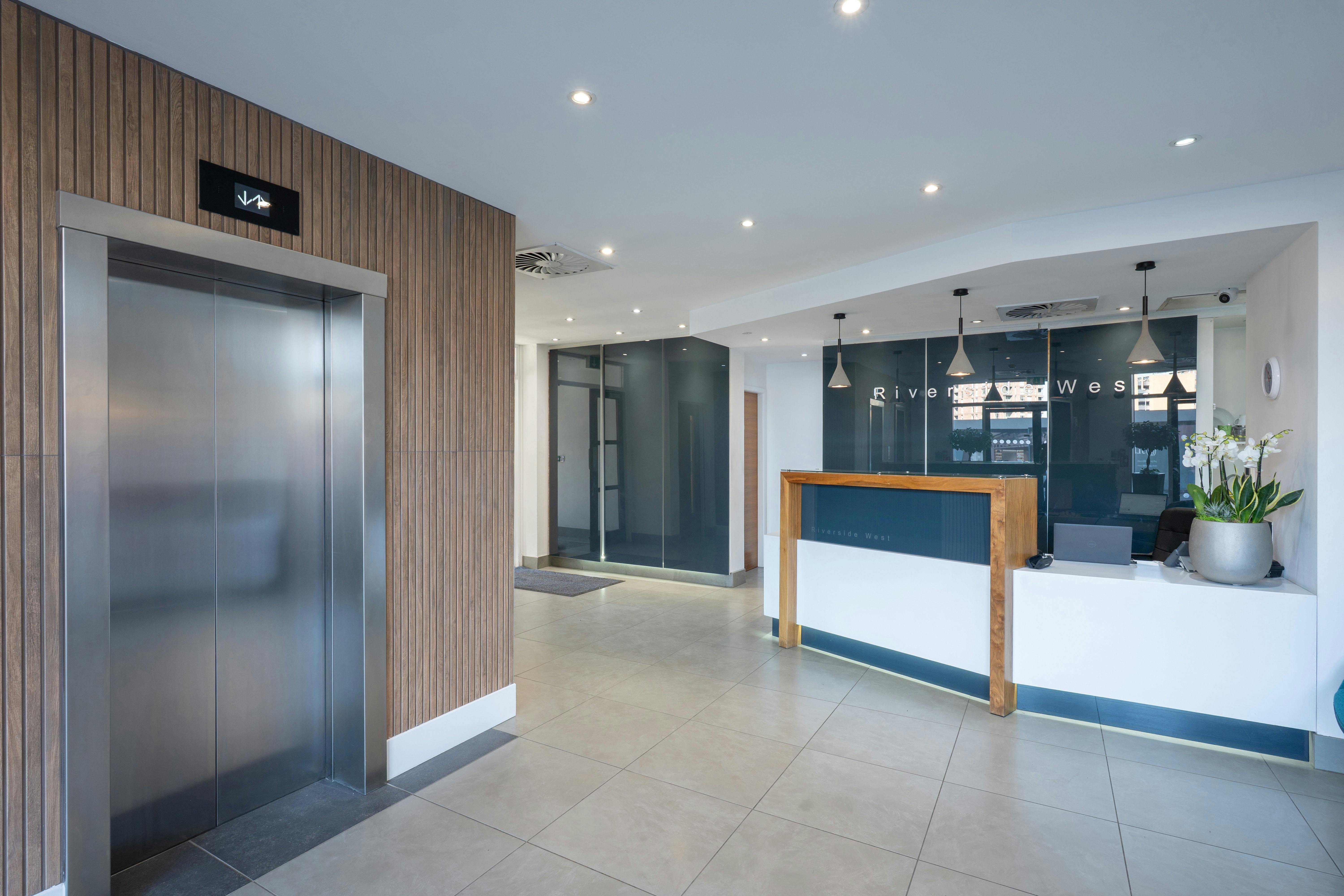 Riverside West, Whitehall Road, Leeds, Offices To Let - Riverside_West_0056.jpg