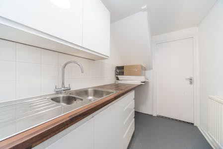 44 Essex Street, London To Let - 3_Kitchen.jpg