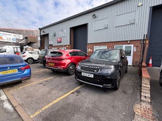 Unit 4 Enterprise Centre, Basingstoke, Industrial To Let - Ent4Picture1324092025.jpg