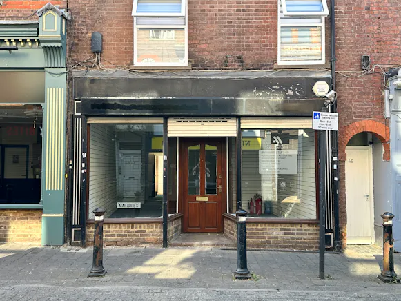 46 High Town Road, Luton, Retail To Let - IMG_9855.JPG