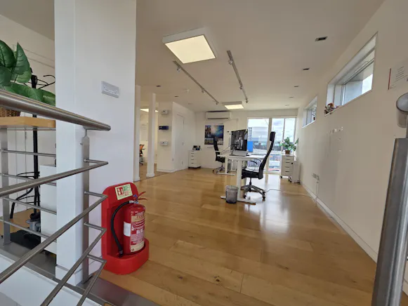 Office Fiddlers Reach, Grays, Office To Let - WhatsApp Image 2026-09-03 at 3.01.37 PM.jpeg