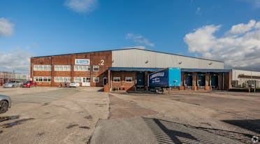 Unit, 2 Hattons Road, Manchester, Industrial To Let - External photo.jpg - More details and enquiries about this property