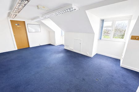 15 Warwick Road, Stratford-upon-Avon, Office To Let - Internal edited 5.png