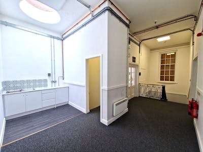 Unit 5, 2 Brook Street, Macclesfield, Office To Let - 20240430_114100.jpg