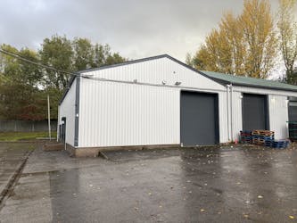Unit 4, Globe Square Industrial Estate, Dukinfield, Industrial To Let - IMG_0985.JPG - More details and enquiries about this property