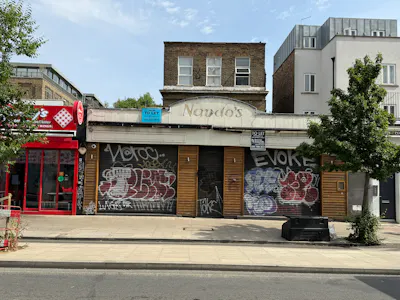 57-58 Chalk Farm Road, London, Leisure To Let - 20260529_092545774_iOS.jpg