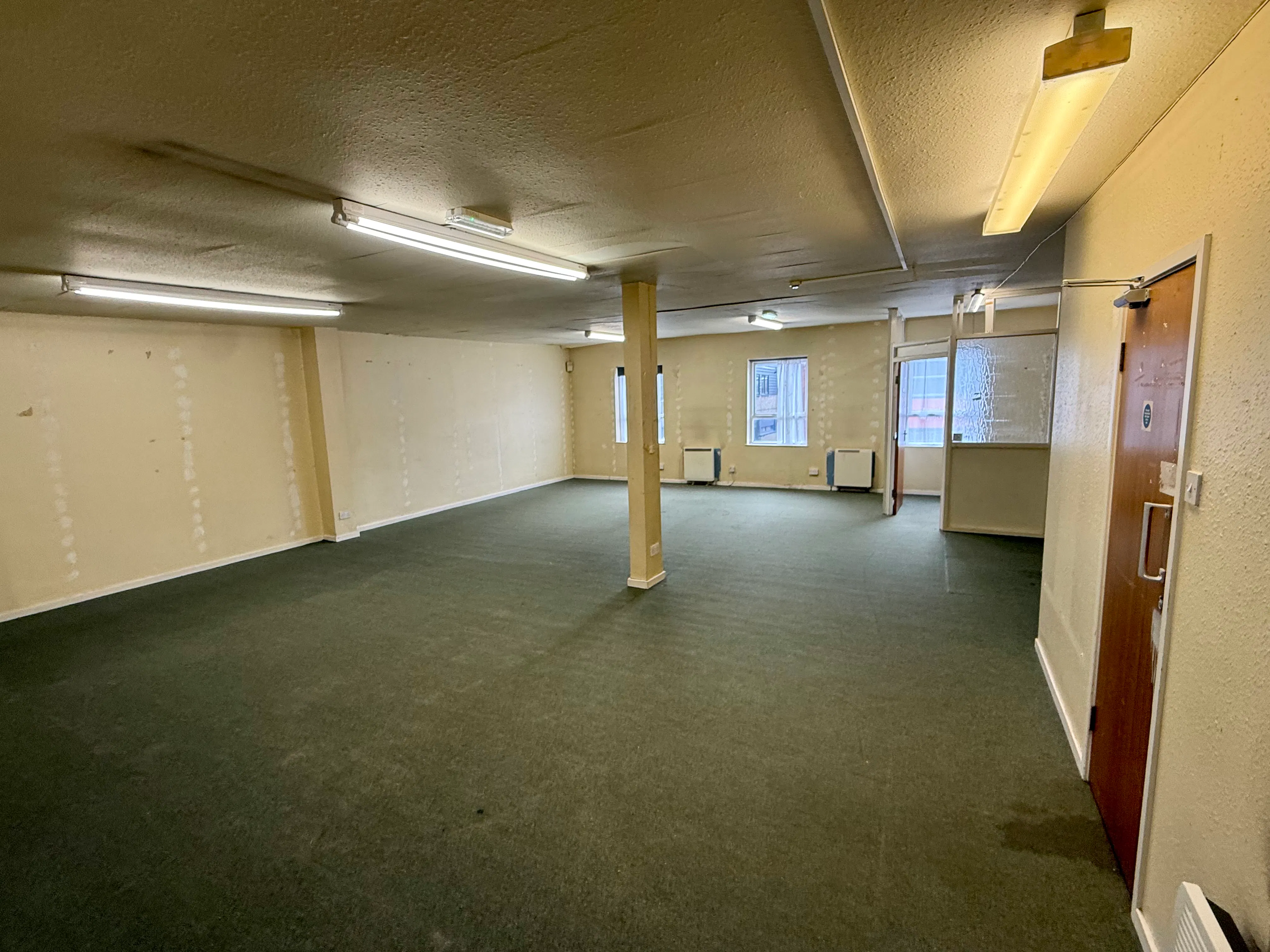 69 Middle Street, Consett, Retail To Let / For Sale - IMG_2639.jpeg