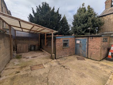 145 St. Albans Road, Watford, Retail To Let - PXL_20260310_095429840.jpg