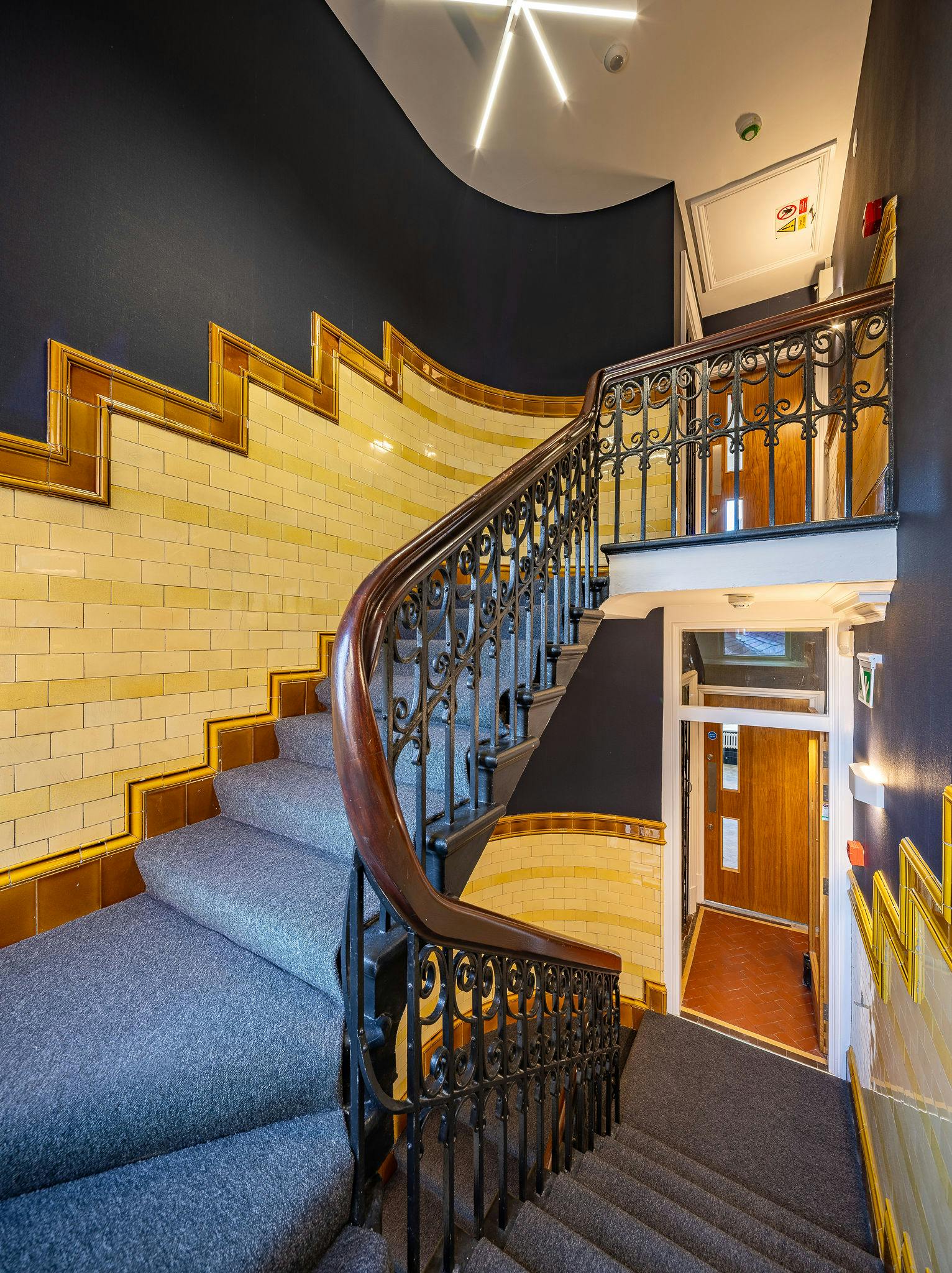 Kenneth Hodgson House, 18 Park Row, Leeds, Office / Office To Let - _96A7612HDRPano.jpg