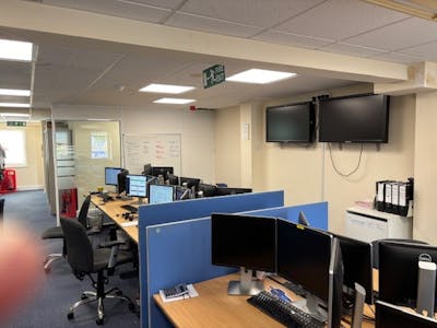 Hollies House, Suite G, Potters Bar, Office To Let - 4.jpg