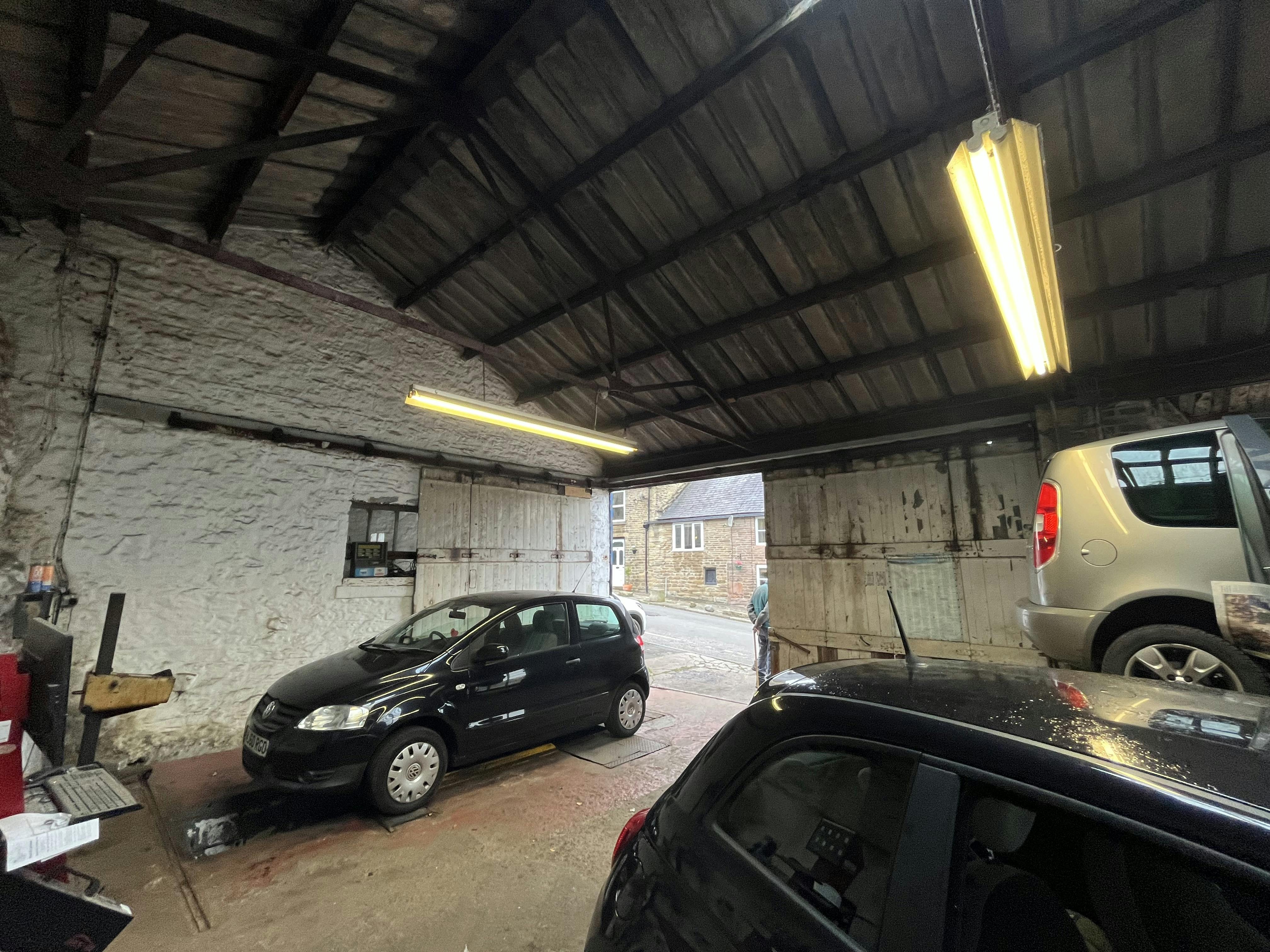 Old Road Garage, High Peak, Industrial / Investment For Sale - IMG_0220.jpg