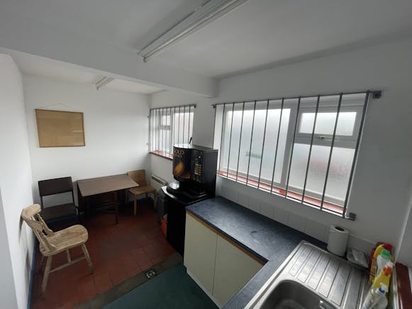 8B Brett Drive, Bexhill-on-Sea, Industrial For Sale - IMG_3953.JPEG