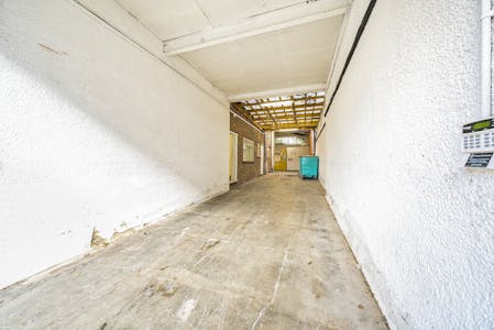 22-23 Arcadia Avenue, London, Warehouse To Let - 6744d6acd66011219100 4.jpg